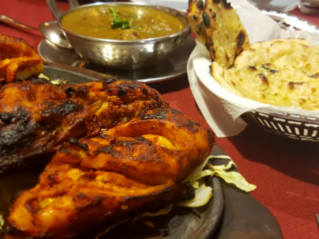 Où manger Indien à Abidjan ? | Welcome to Delhi Darbar